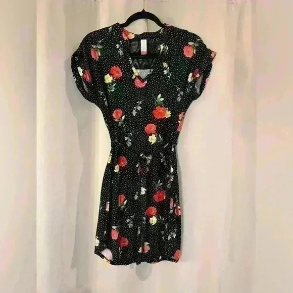 Women’s Black No Boundaries Dress - Picture 1 of 6
